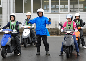 掛川信用金庫様 原付の安全運転企業講習新人教育の様子 座学